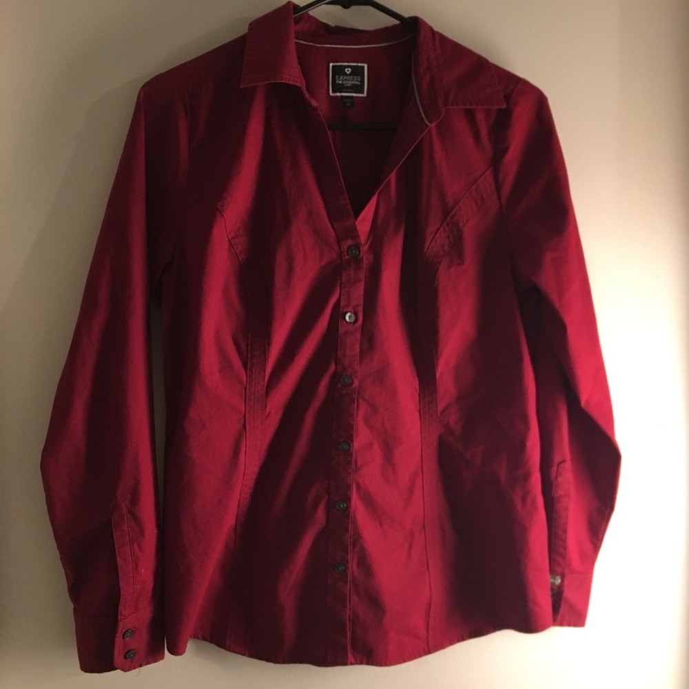 Express Essential Red Shirt - Picture 3 of 8